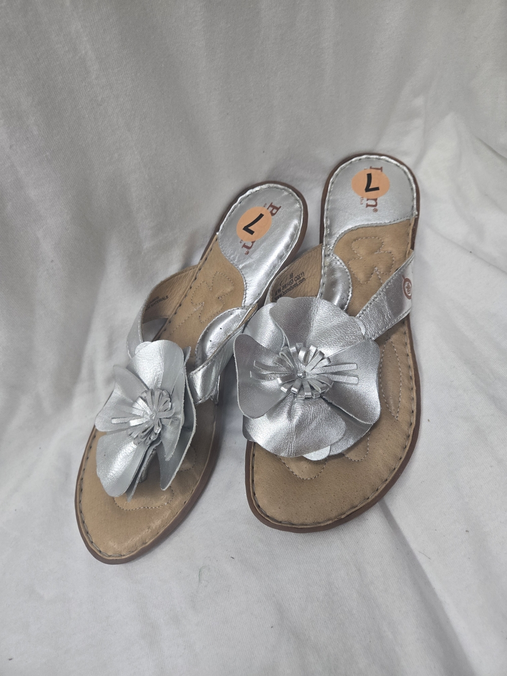Born Silver Floral Slide Sandals for Women Size 7
